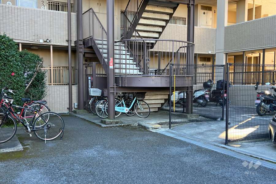 駐輪場・バイク置場