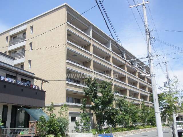 グランドメゾン池田緑丘の外観