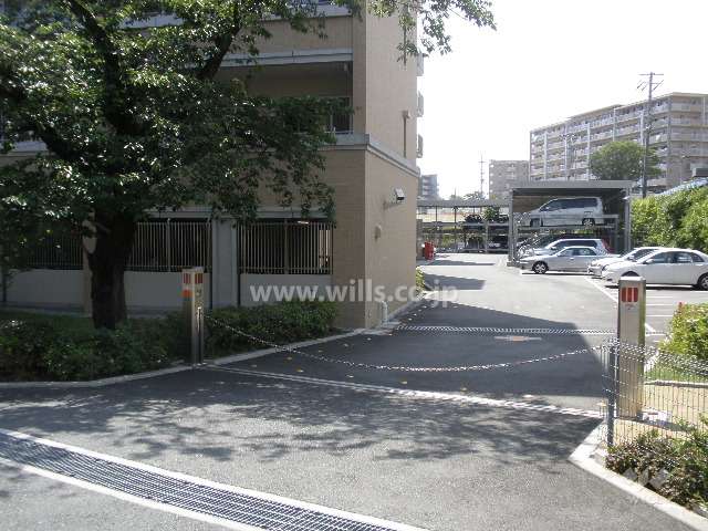 駐車場入り口