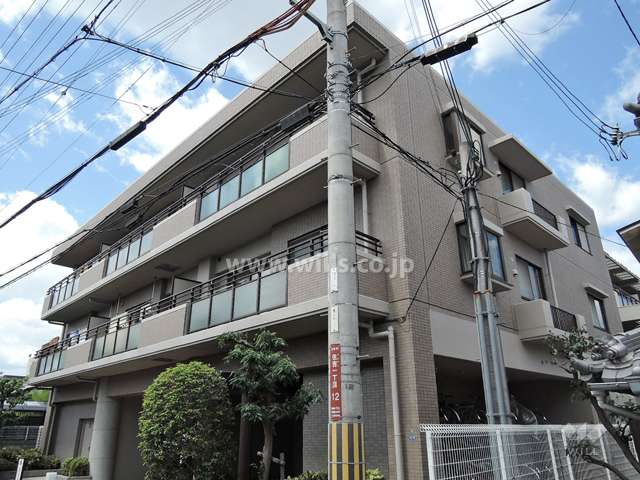 ステイツ池田フラッツの外観（南東側から）