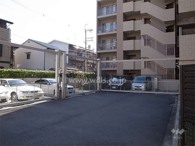 敷地内駐車場（機械式）
