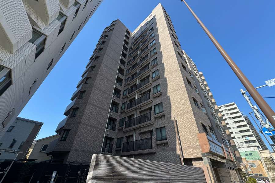 ライオンズシティ北千住の外観（南東側から）