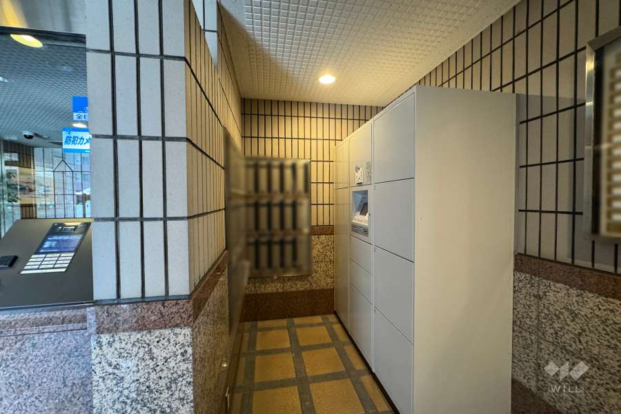 共用ポストと宅配ボックス