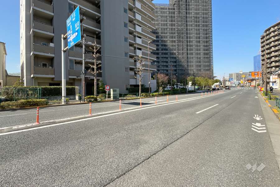 敷地南西側の前面道路　　