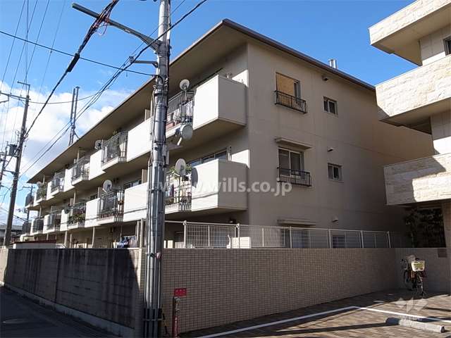 コスモハイツ石橋の外観（南東側から）