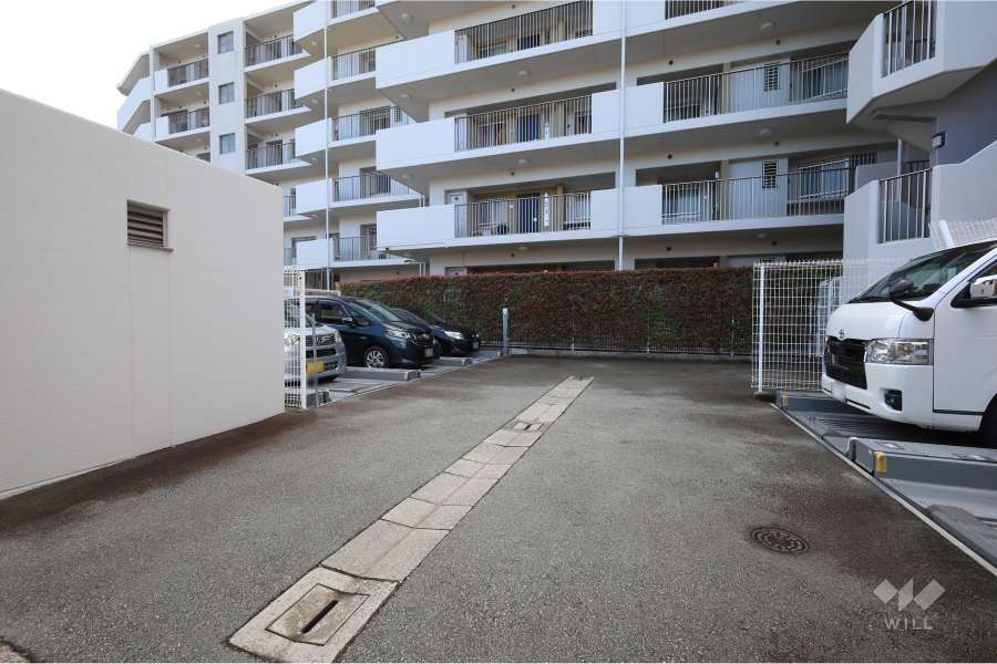 敷地内駐車場（屋外機械式）
