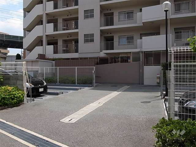 敷地内駐車場（機械式）