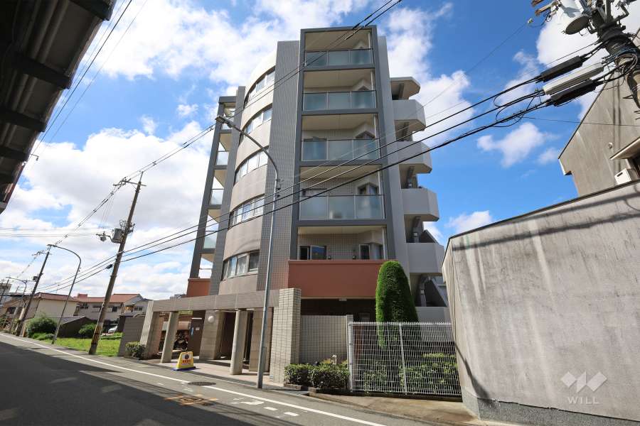 ユニ・アルス池田天神プレジオの外観（北側から）