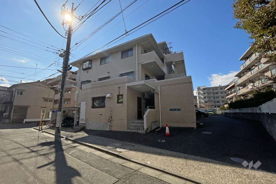 ダイアパレス北綾瀬並木通りの外観（北東側から）