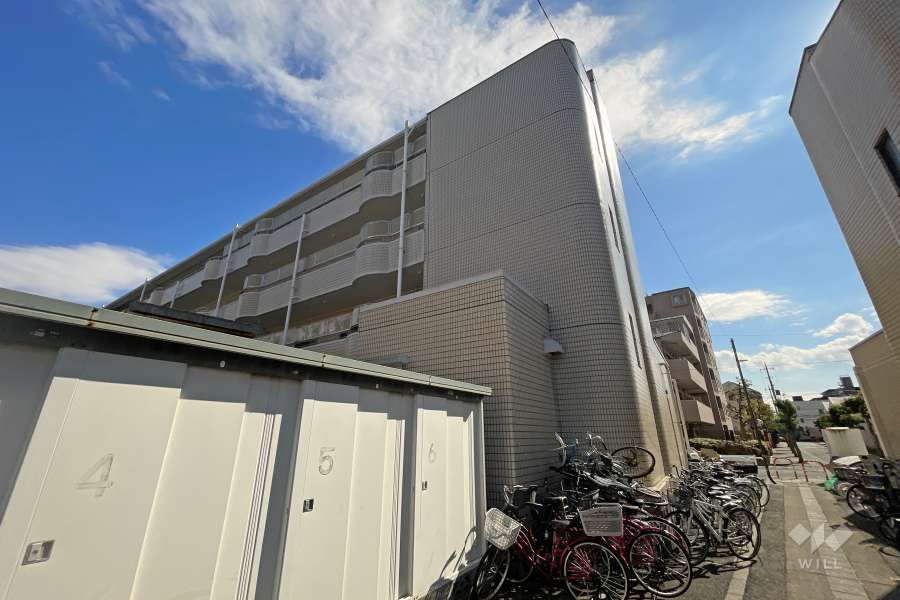 ダイアパレス北綾瀬並木通りの外観（北西側から）