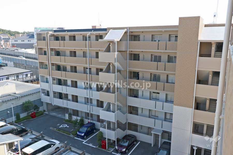 アルス池田井口堂フレックスコートの外観（南西側から）