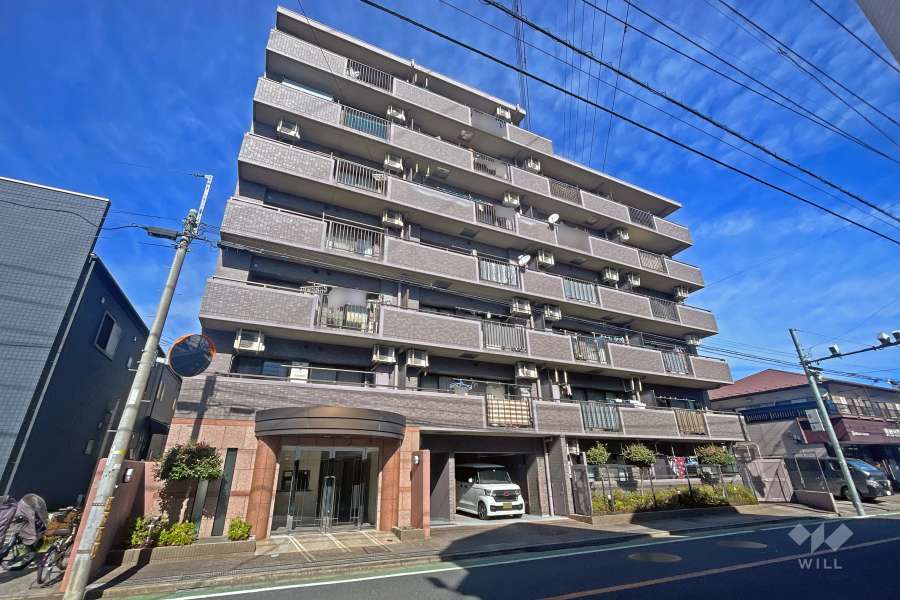 レーベンハイム西新井弐番館の外観（南西側から）