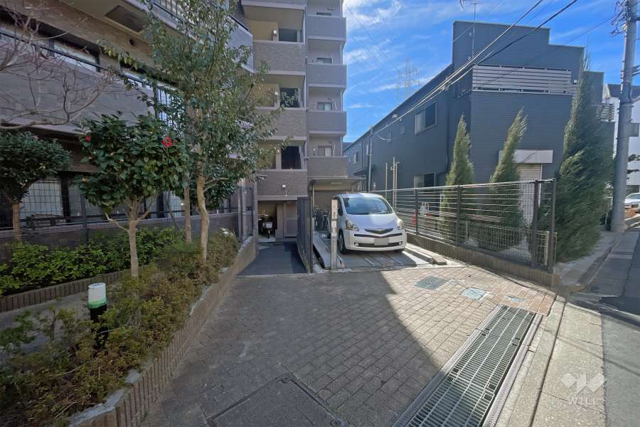 敷地内駐車場（屋外機械式）