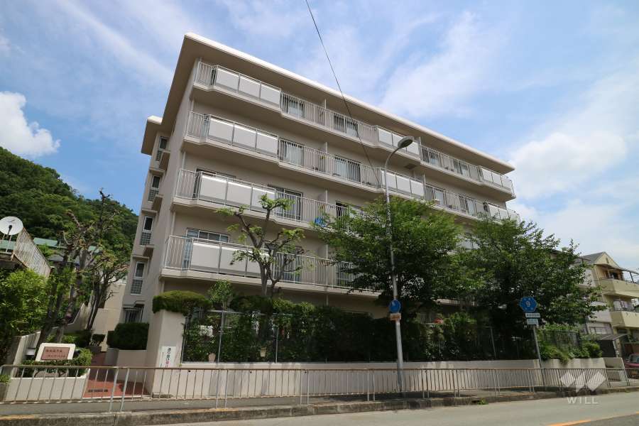 池田五月丘パークハイムの外観（南西側から）