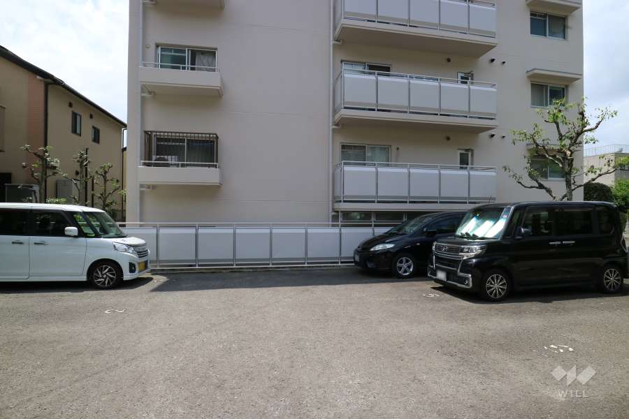 敷地内駐車場（屋外平面式）