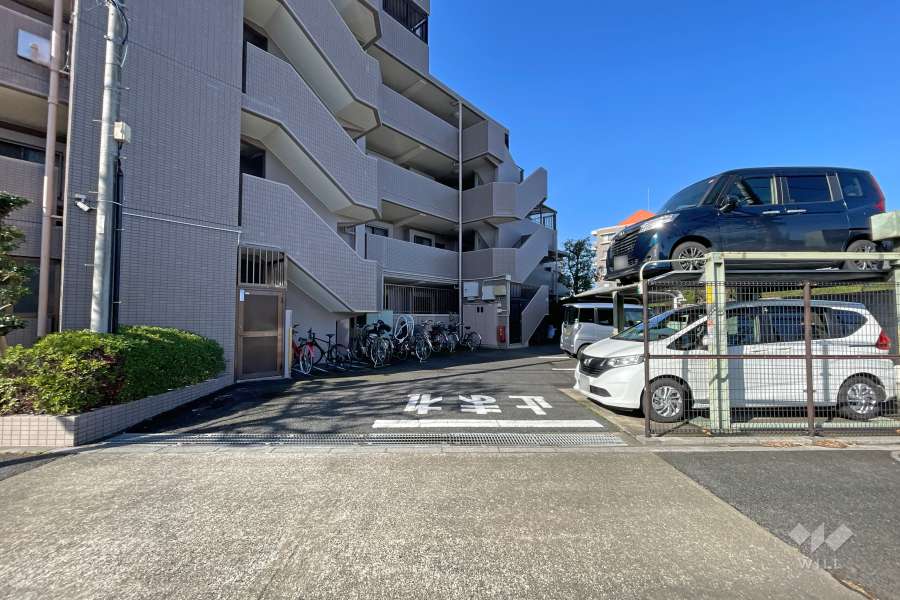 敷地内駐車場（屋外機械式）