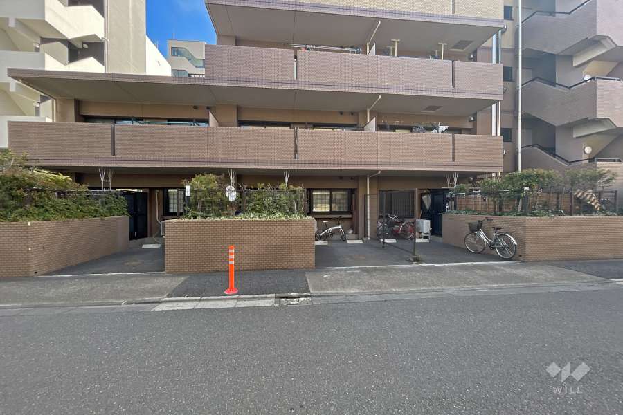敷地内駐車場（屋外平面式）