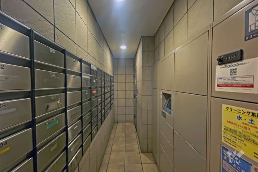 共用ポストと宅配ボックス