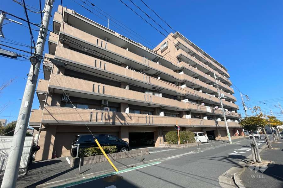 デュオコート竹ノ塚の外観（南東側から）　