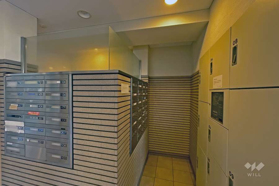 共用ポストと宅配ボックス