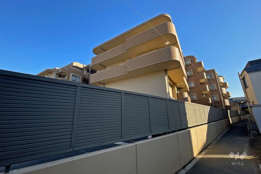 レクセルマンション五反野ビバーチェの外観（北西側から）