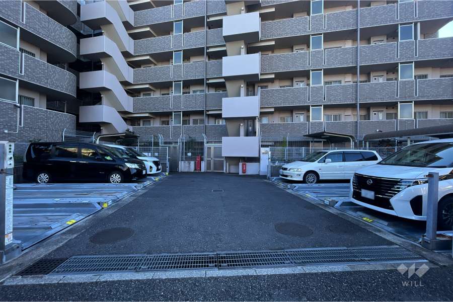 敷地内駐車場（屋外機械式）