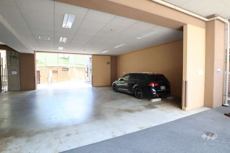 敷地内駐車場（屋内平面式）