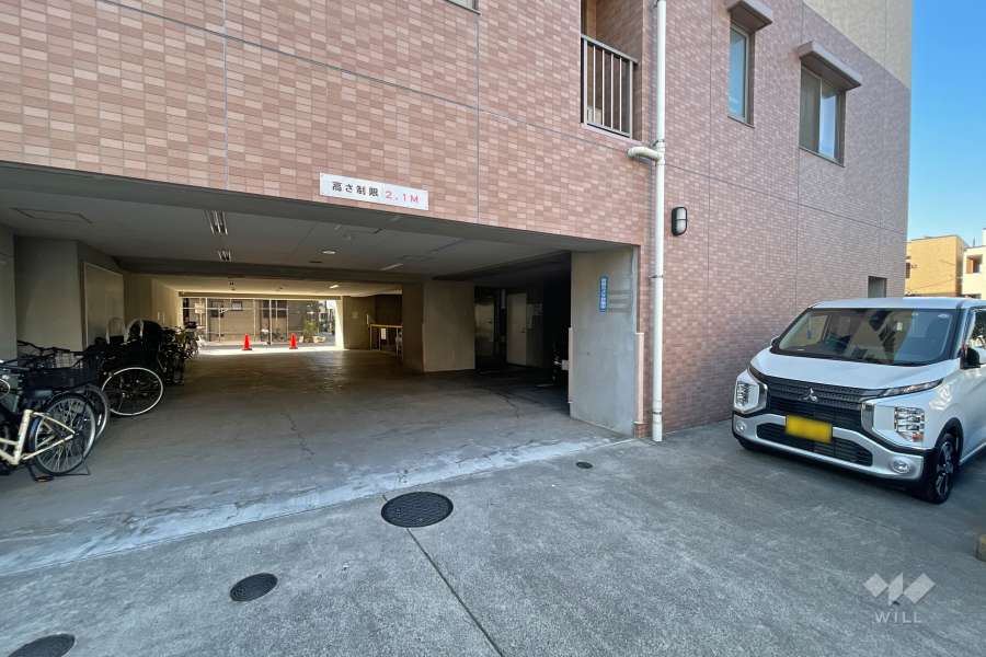 敷地内駐車場（屋外平面式）