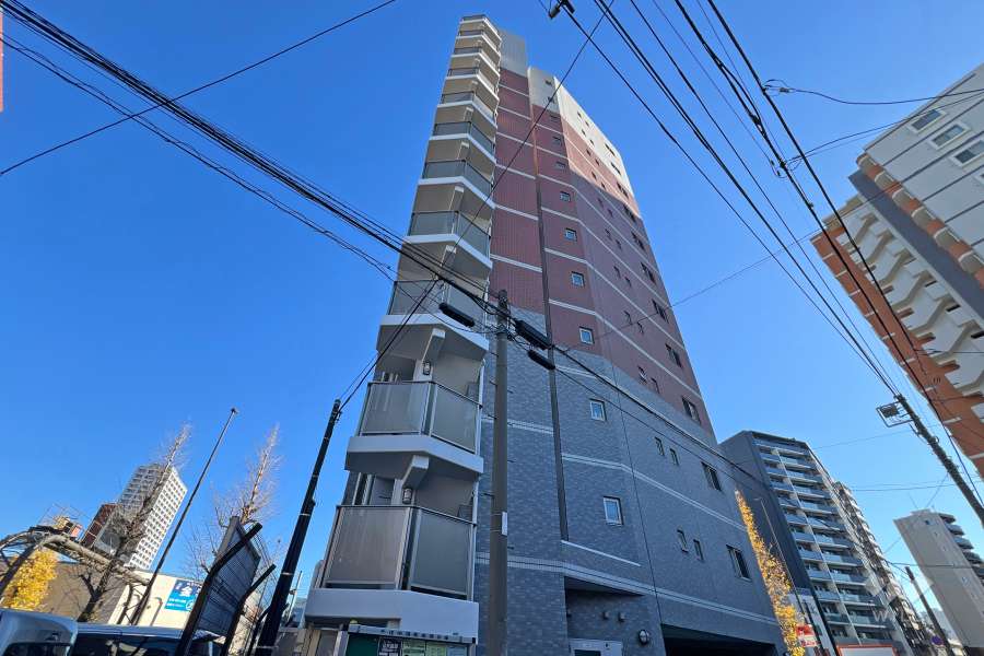 パテラスクエア北千住の外観（北西側から）