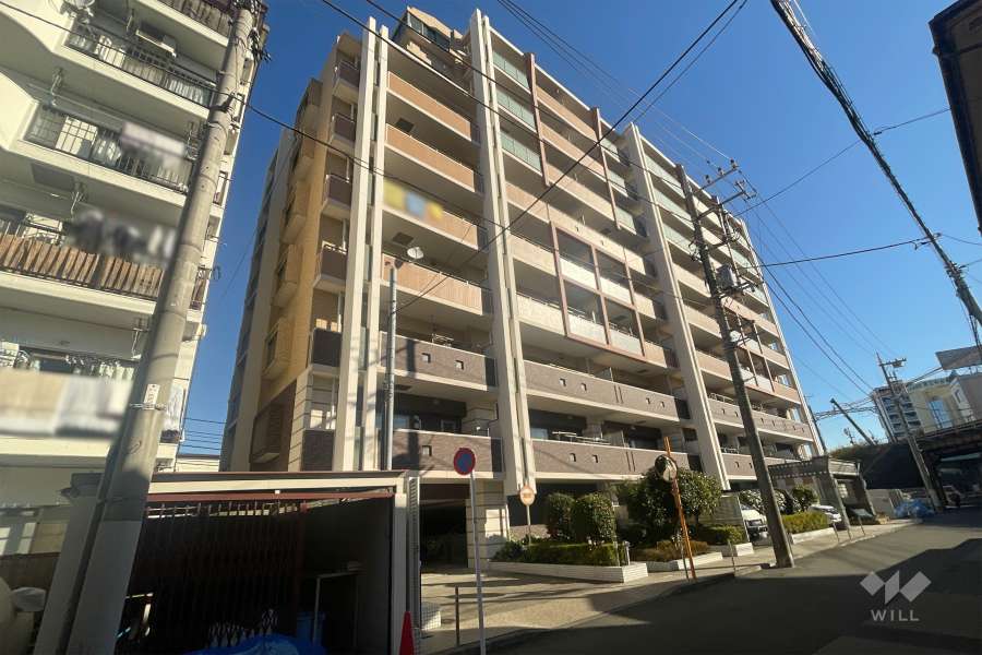 ロータリーパレス千住関屋の外観（南西側から）