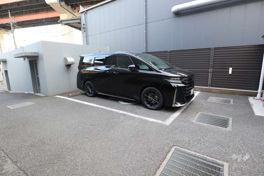 敷地内駐車場（屋外平面式）