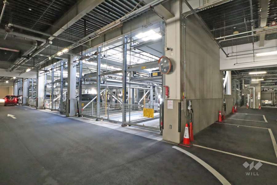 敷地内駐車場（屋内機械式）