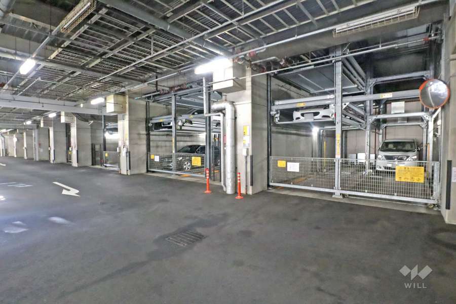 敷地内駐車場（屋内機械式）