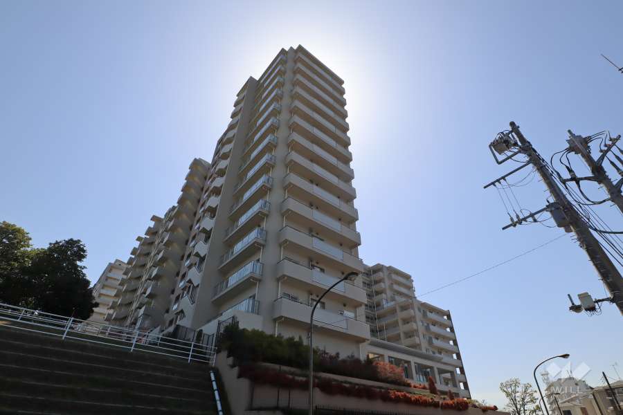 グランスイートハートアイランドの外観（北西側から）