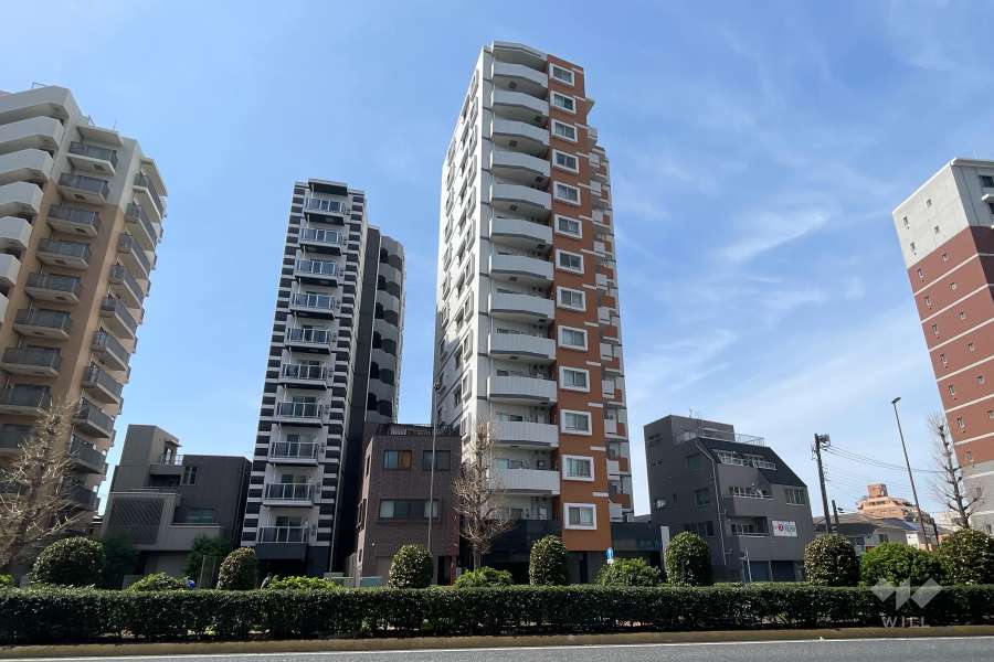 ランドステージ北千住ジョイスクエアの外観（東側から）