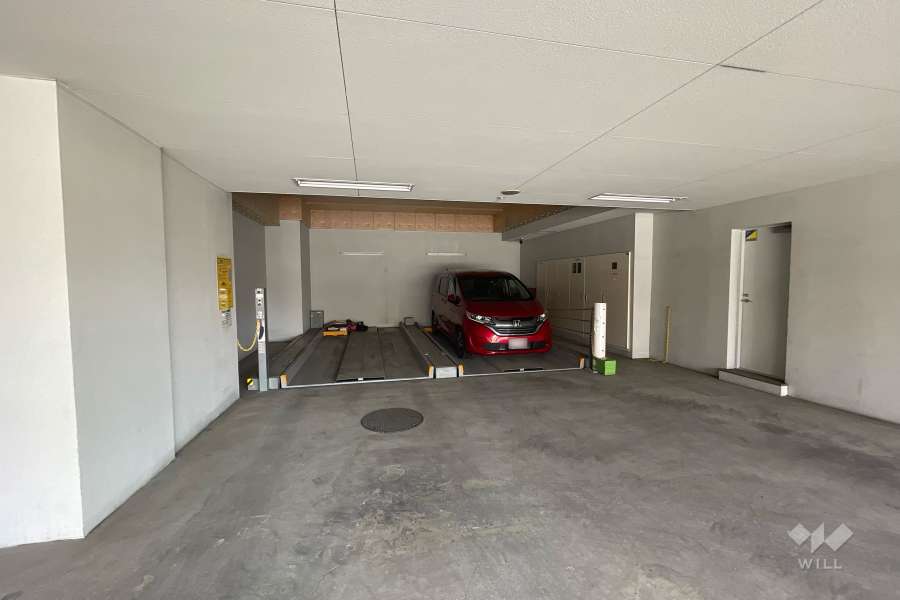 敷地内駐車場（屋内平面式）