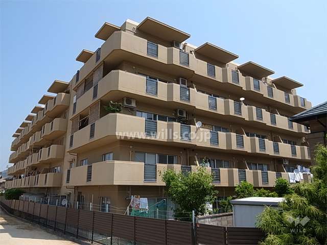 シャルム池田2号棟の外観（南西側から）