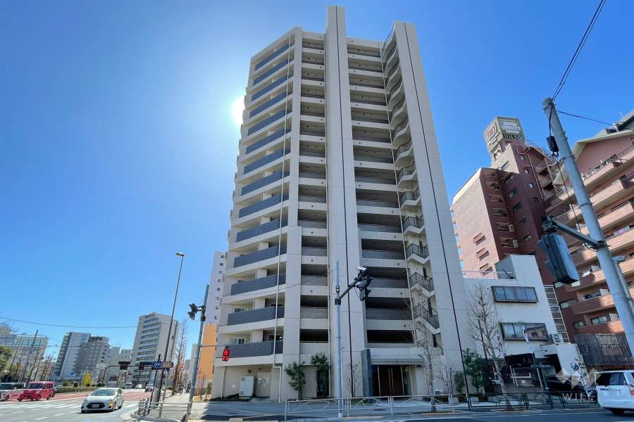 レーベンリヴァーレクロス東京の外観（北西側から）