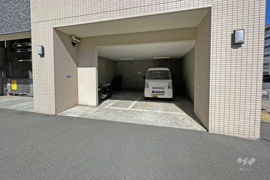 敷地内駐車場（屋内平面式）