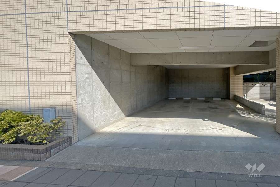 敷地内駐車場（屋内平面式）