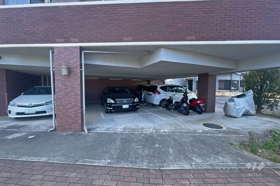 敷地内駐車場（屋内平面式）