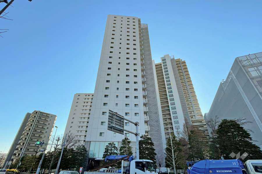 イニシア千住曙町の外観（北側から）