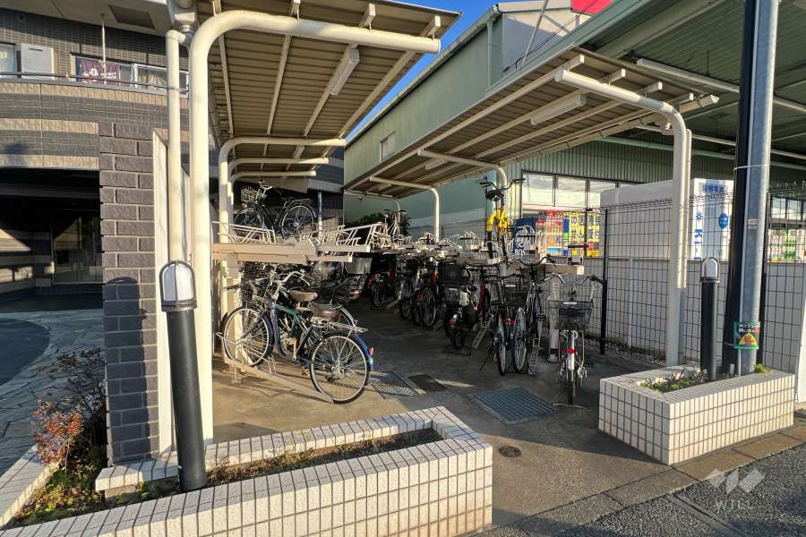 駐輪場（ラック式）