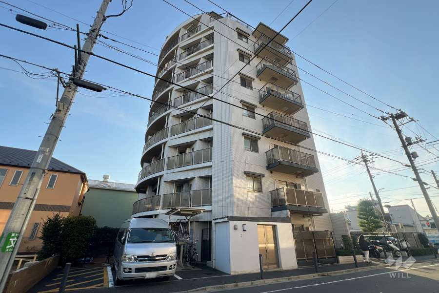 グランデュール鹿浜の外観（北東側から）