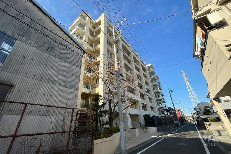 ヴェレーナ北綾瀬の外観（南東側から）