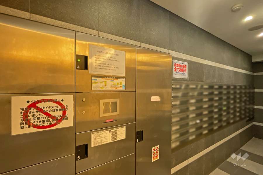 宅配ボックスと共用ポスト