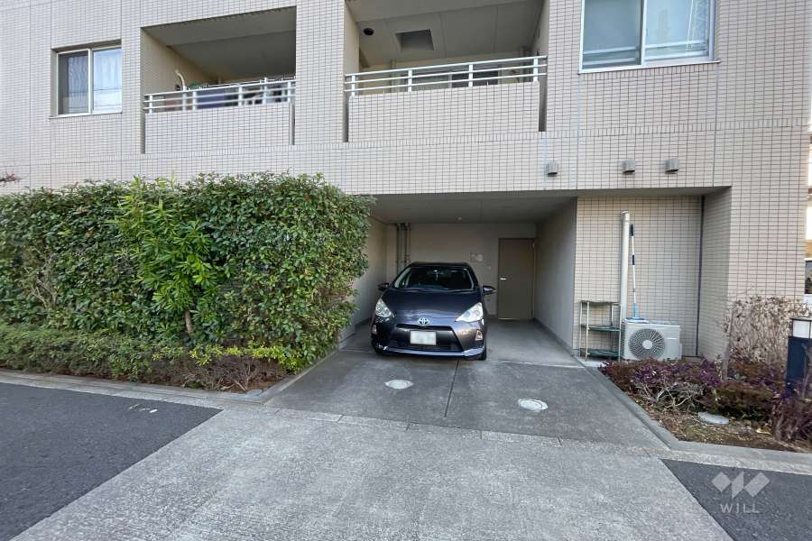 敷地内駐車場（屋内平面式）