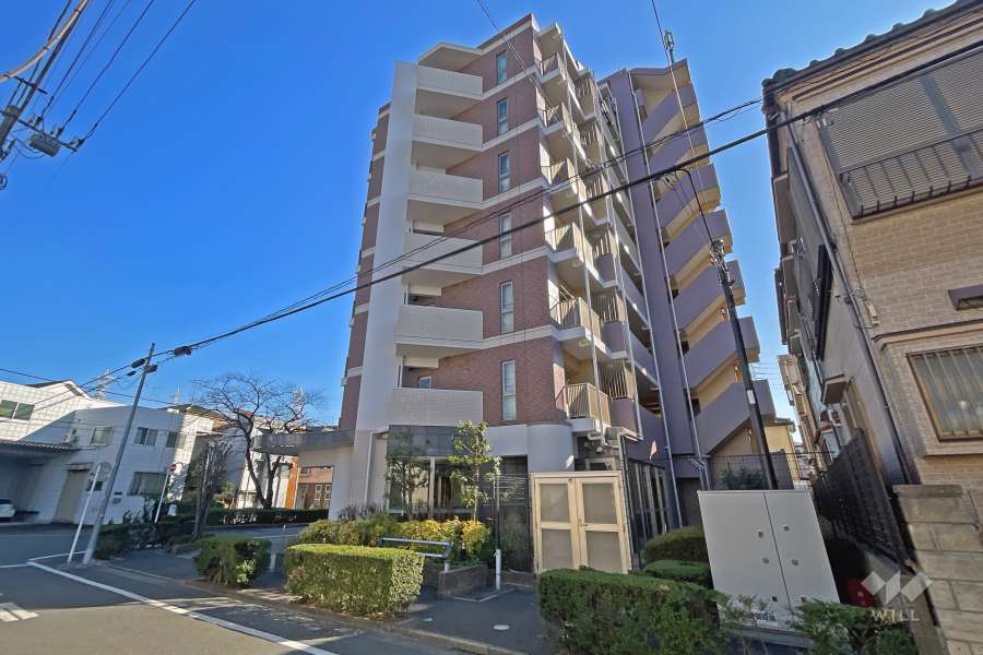 アンビシャス綾瀬の外観（北西側から）