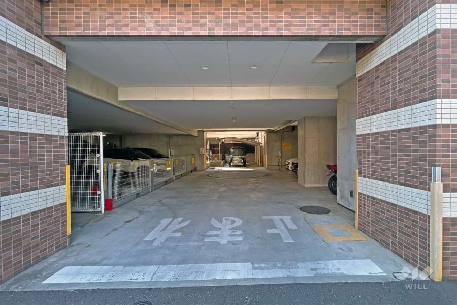 敷地内駐車場（屋内平面式）