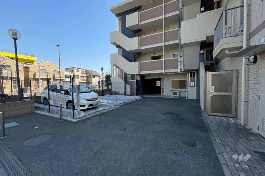 敷地内駐車場（屋外機械式）